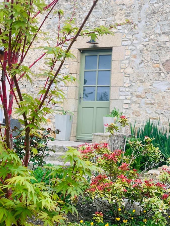 Cote Jardin Bed & Breakfast Sainte-Suzanne  Eksteriør bilde