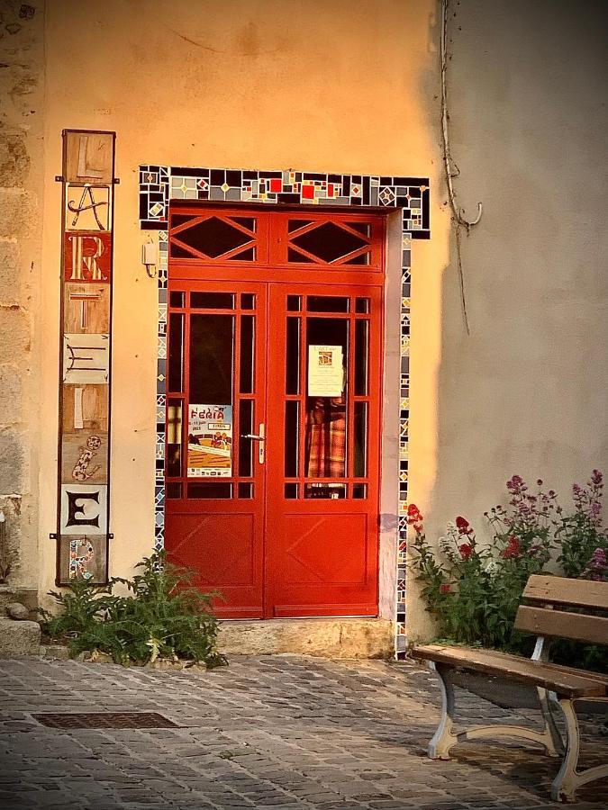 Cote Jardin Bed & Breakfast Sainte-Suzanne  Eksteriør bilde