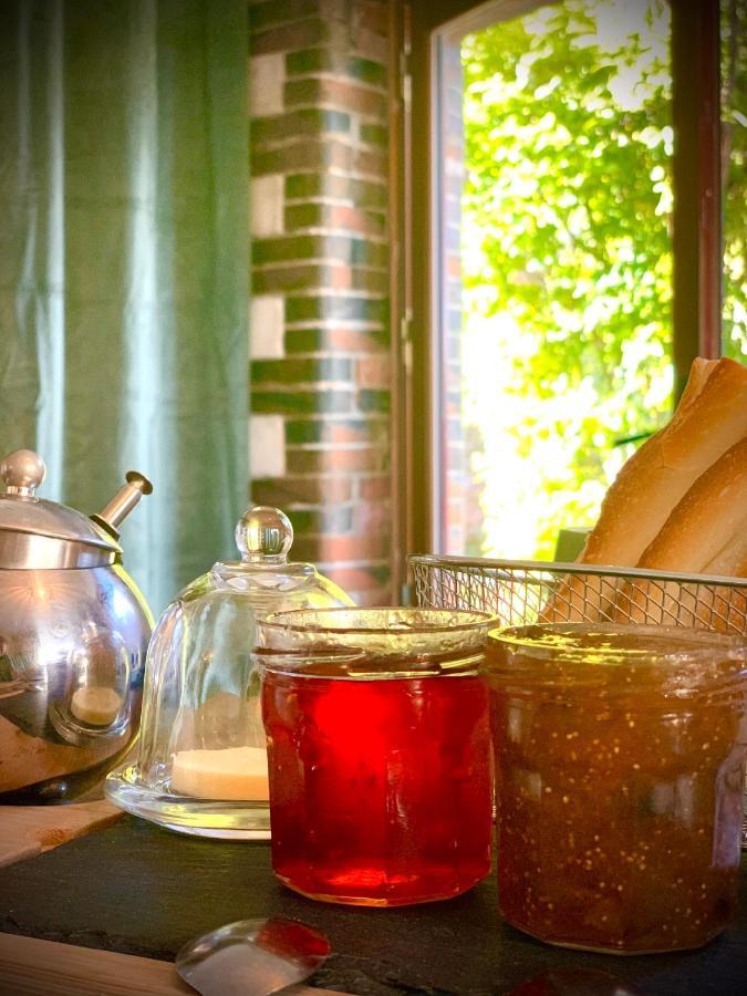 Cote Jardin Bed & Breakfast Sainte-Suzanne  Eksteriør bilde